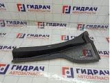Решетка под лобовое стекло (Жабо) правая Skoda Yeti 5L08194169B9