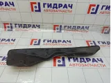 Пыльник крыла переднего левого Skoda Yeti 5L0821111