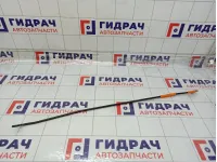 Держатель капота Skoda Yeti 5L0823363