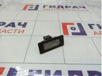 Фонарь подсветки номера Skoda Yeti 8T0943021