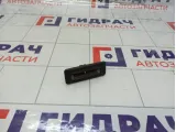Кнопка открывания багажника Skoda Yeti 5E0827566