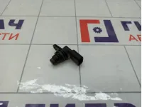 Датчик положения распредвала Skoda Yeti 030907601E