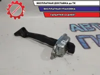Ограничитель двери передней левой KIA Soul.