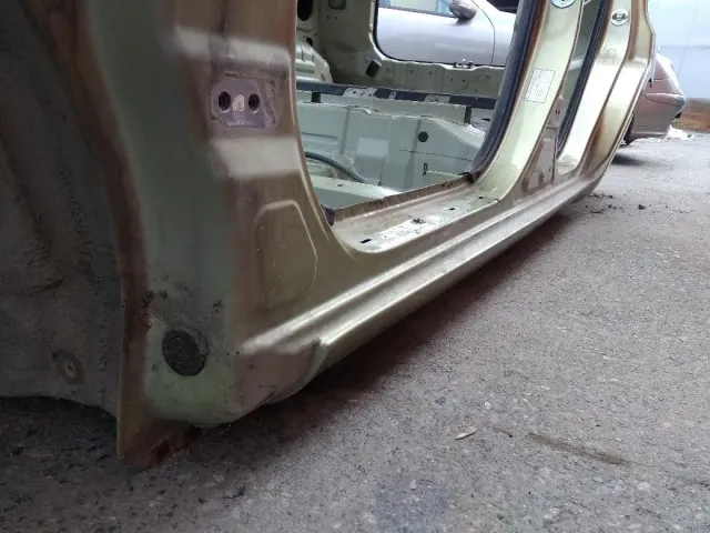 Порог со стойкой левый KIA Soul.