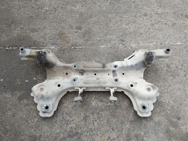 Балка подмоторная KIA Soul 624002K300.