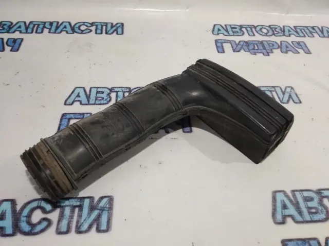 Воздуховод  KIA Soul 282102K000