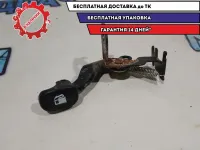 Ручка открывания лючка бензобака Kia Sportage 815702H001.