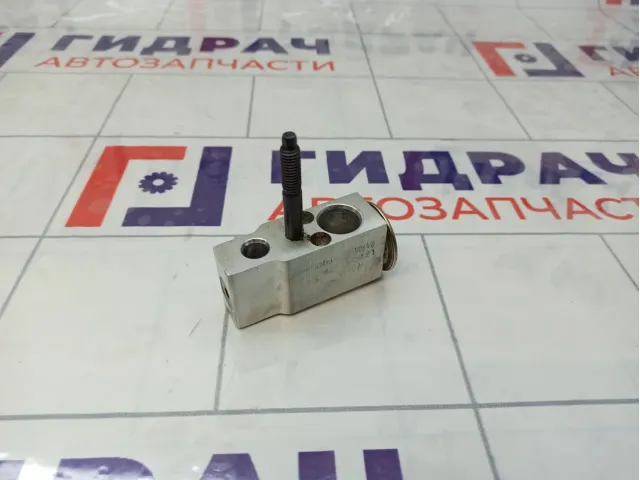 Клапан кондиционера SsangYong Actyon New 6811934100