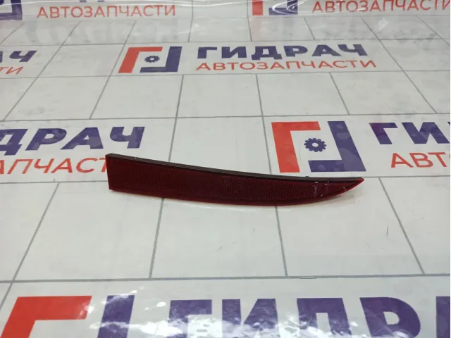 Отражатель в бампер задний левый SsangYong Actyon New 8390134000