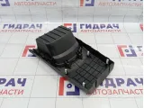 Накладка центральной консоли задняя SsangYong Actyon New 7795034000LBA