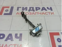 Ограничитель двери задний левый SsangYong Actyon New 7135034001