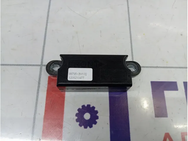 Блок электронный SsangYong Actyon 887953M100