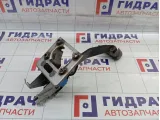Педаль тормоза SsangYong Actyon 4880034101