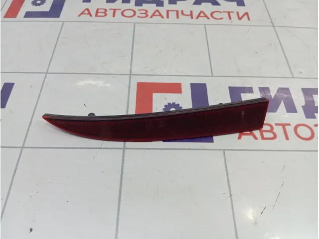 Отражатель в бампер задний правый SsangYong Actyon 8390234000