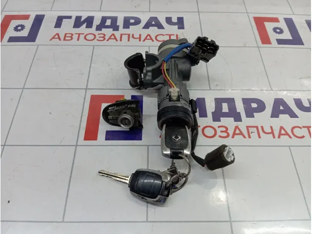 Замок зажигания SsangYong Actyon 7102034001