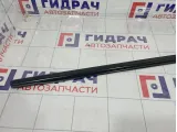 Накладка стекла заднего правого Ssang Yong Actyon New 7352034003