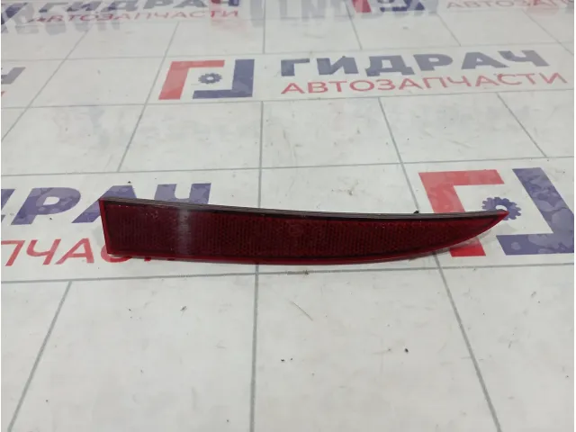 Отражатель в бампер задний левый Ssang Yong Actyon New 8390134000