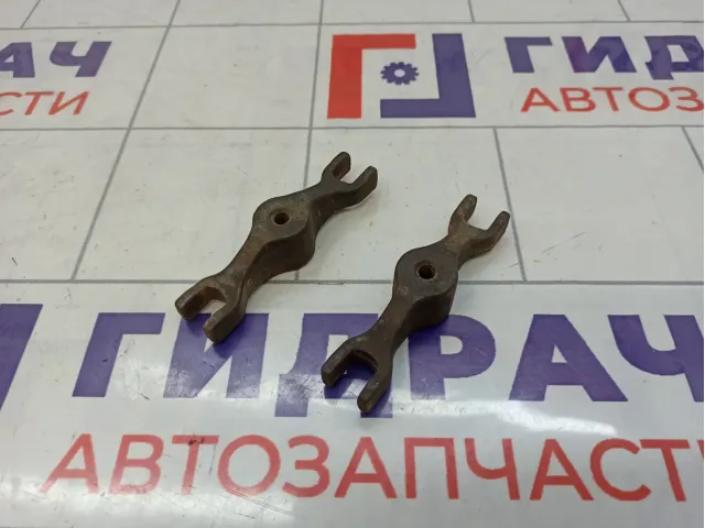 Кронштейн форсунки Ssang Yong Actyon New 6710170003