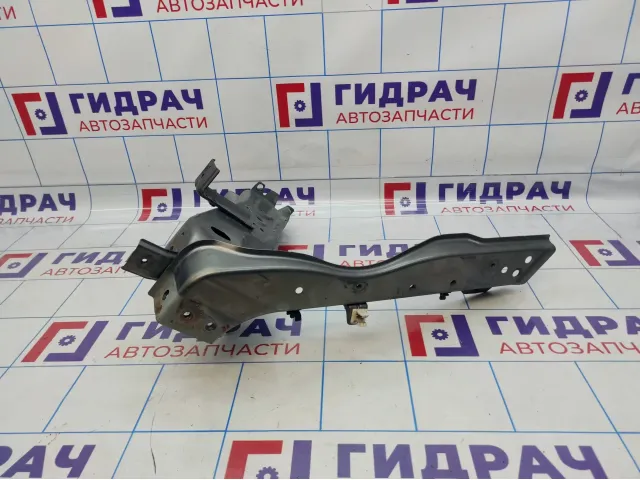 Элемент передней панели правый SsangYong Action 5720134151