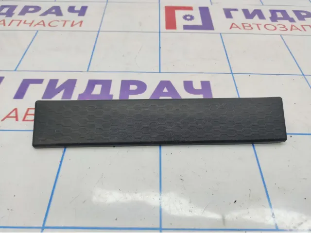 Накладка порога врунтенняя задняя правая SsangYong Action 7757034000