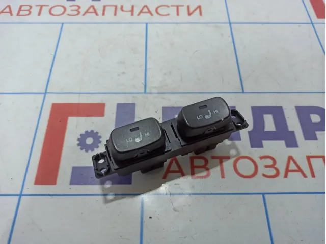 Кнопки обогрева сидений SsangYong Action 8581034110HDX