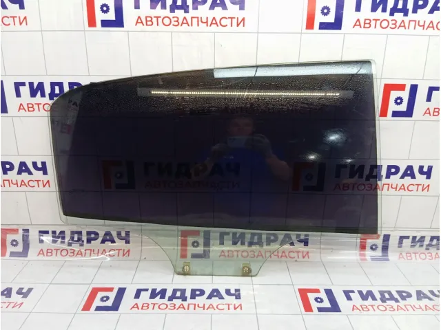 Стекло двери задней правой SsangYong Actyon  7338634011