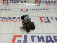 Замок багажника SsangYong Actyon  7141034001