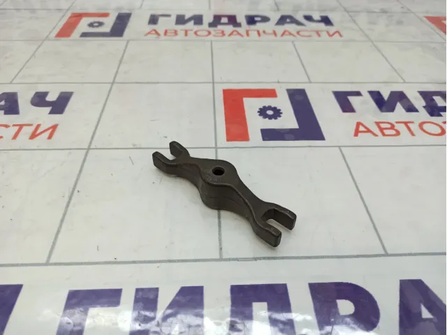 Кронштейн форсунки SsangYong Actyon  6710170003