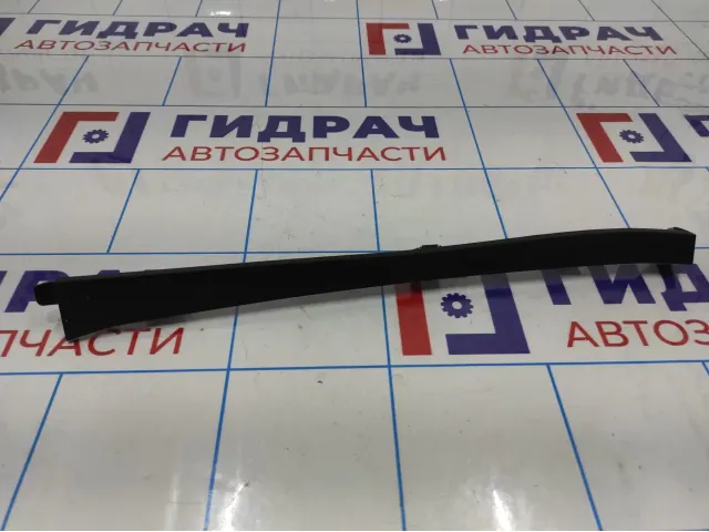 Накладка на торпедо левая Ssang Yong Actyon New 7739034000.