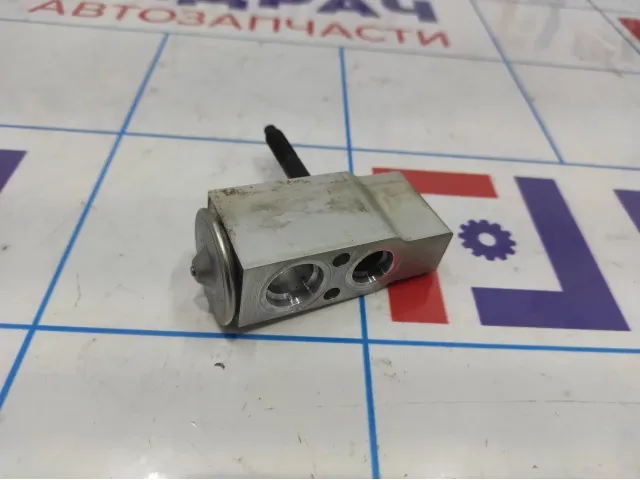 Клапан кондиционера Ssang Yong Actyon New 6811934100.