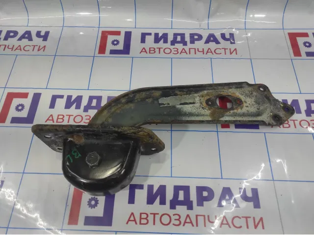 Рычаг задний продольный левый Ssang Yong Actyon New 4551034000. Сломаны болты.