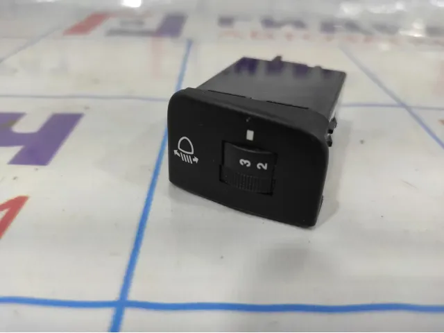 Кнопка корректора фар Ssang Yong Actyon New 8520034010LBA.