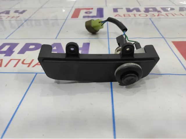 Прикуриватель Ssang Yong Actyon New 8121034100.