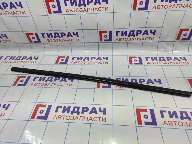 Накладка стекла заднего правого Ssang Yong Actyon New 7352034002.