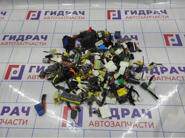 Фишка (разъем) Ssang Yong Actyon New .