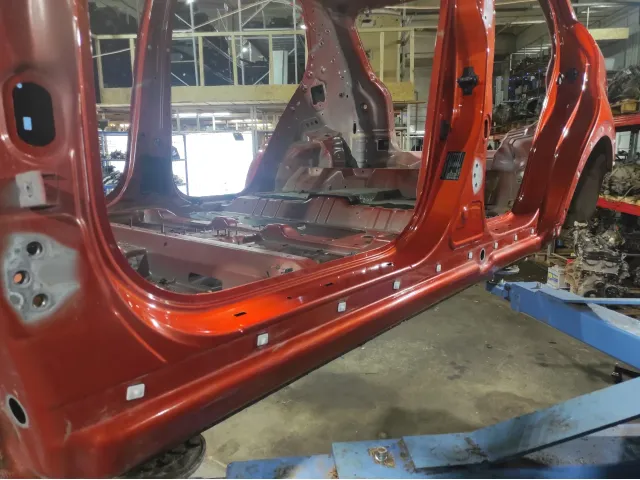 Порог со стойкой левый Ssang Yong Actyon New .