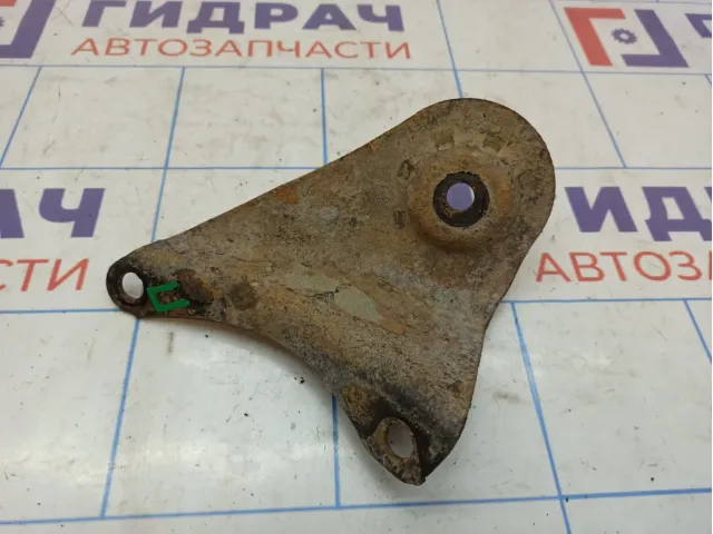 Кронштейн передней балки правый Ssang Yong Actyon New 6002634000. Коррозия.