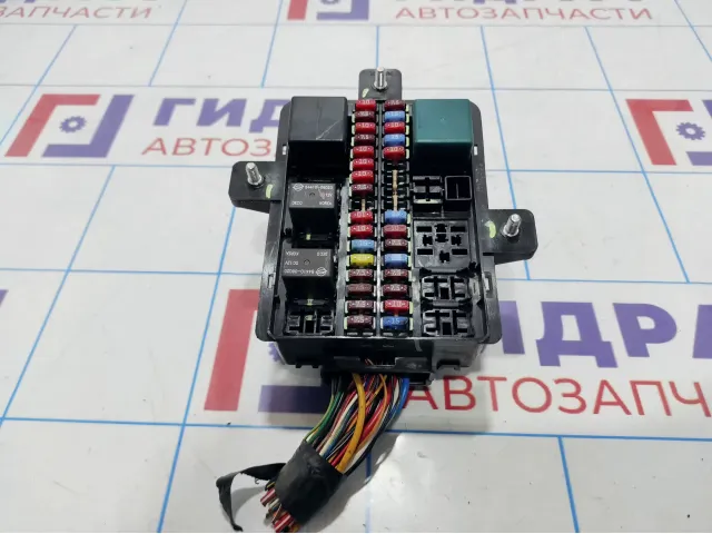 Блок предохранителей SsangYong Actyon Sport 8210132043