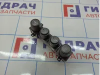 Блок кнопок SsangYong Actyon Sport 8530132591HCX Блок кнопок SsangYong Actyon Sport 8530132591HCX