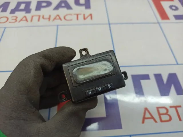 Часы SsangYong Actyon Sport 8111031050