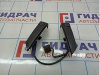 Блок кнопок в рулевое колесо SsangYong Actyon Sport 8915009552