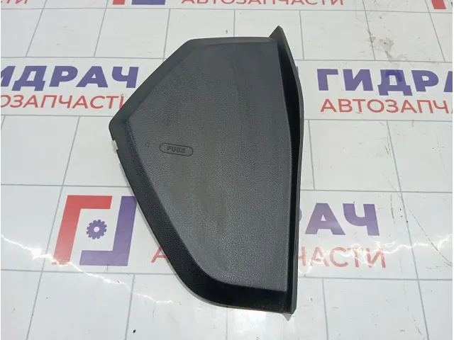 Накладка на торпедо правая с торца SsangYong Actyon Sports7664009000