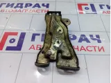 Кронштейн впускного коллектора SsangYong Actyon Sports 6641400240
