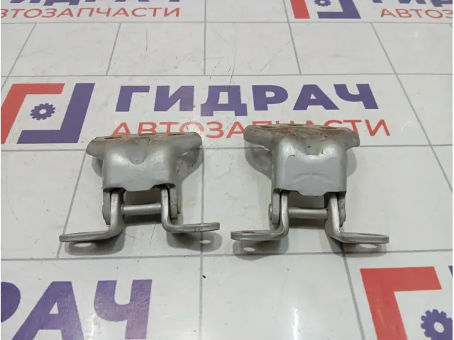 Петли двери передней левой SsangYong Actyon Sports