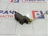 Замок багажника левый SsangYong Actyon Sports 7141032002