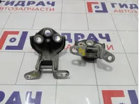 Петли двери передней правой SsangYong Actyon Sports