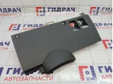 Накладка под рулевую колонку SsangYong Kyron 7673131001