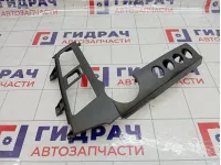 Накладка торпедо центральная SsangYong Kyron 7661009000