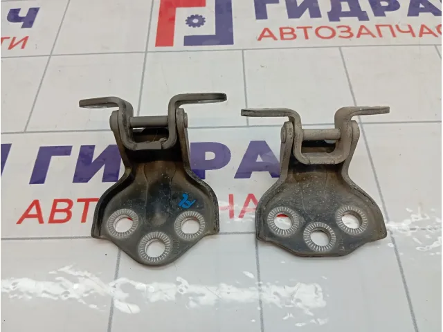 Петли двери передней левой SsangYong Kyron