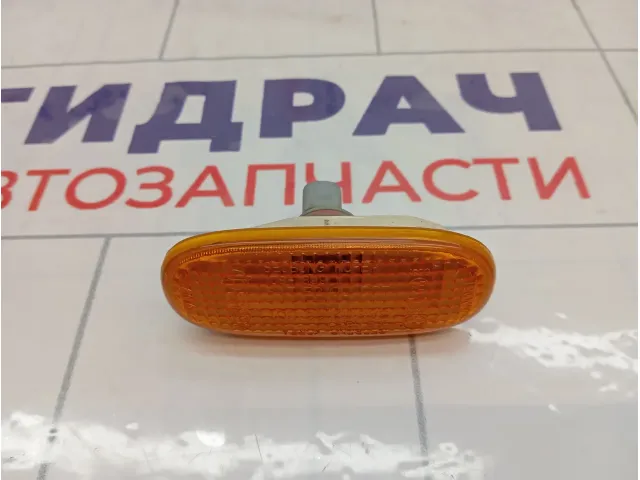 Повторитель на крыло SsangYong Kyron 8340008103